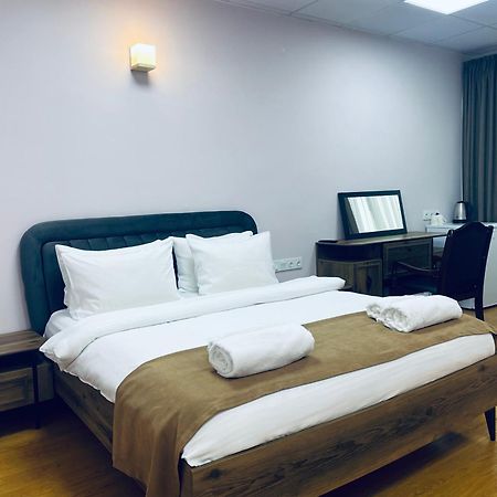 Hotel Four Seasons Tiflis Dış mekan fotoğraf